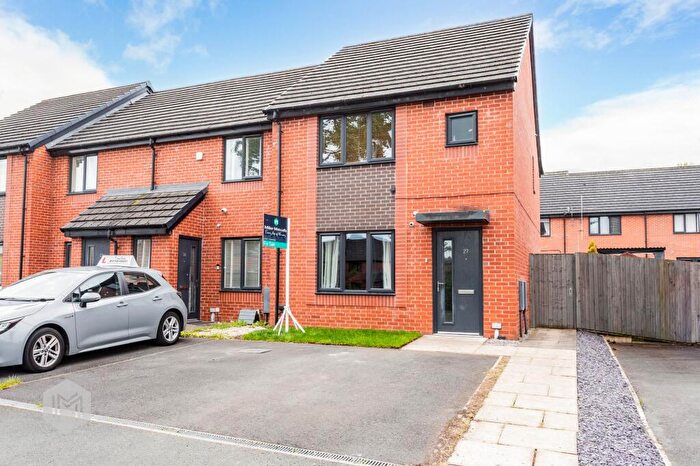 3 Bedroom End Of Terrace House For Sale In Elm Tree Road, Salford, M6