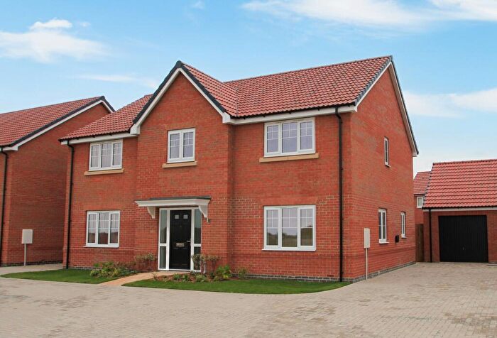 4 Bedroom Detached House For Sale In Tillet Way, Norwich, Norfolk, NR13
