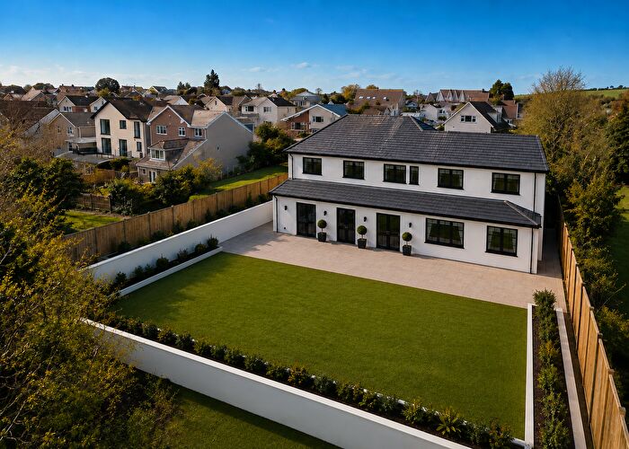 5 Bedroom Detached House To Rent In Bron Y Bryn, Swansea, SA2