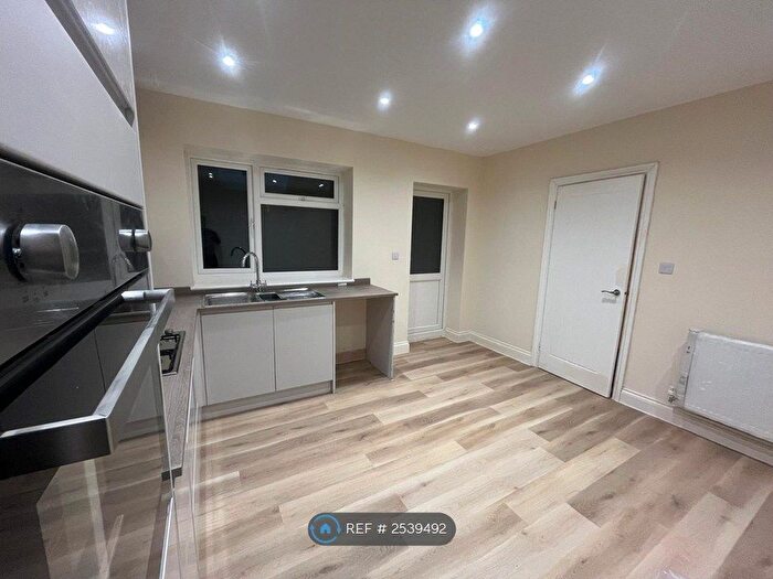 1 Bedroom Bungalow To Rent In Devonshire Street, Cheltenham, GL50