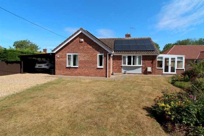 3 Bedroom Detached Bungalow For Sale In Kingshall Street, Rougham, Bury St. Edmunds, IP30