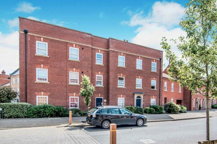 2 Bedroom Apartment To Rent In Greenkeepers Road, Great Denham, Bedford, MK40