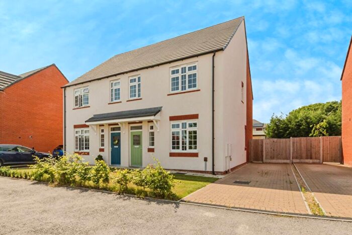 3 Bedroom Semi-Detached House For Sale In Fieldfare Way, Sandbach, Cheshire, CW11