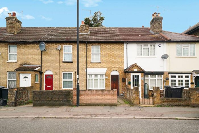 2 Bedroom Terraced House For Sale In South Ordnance Road, Enfield, EN3