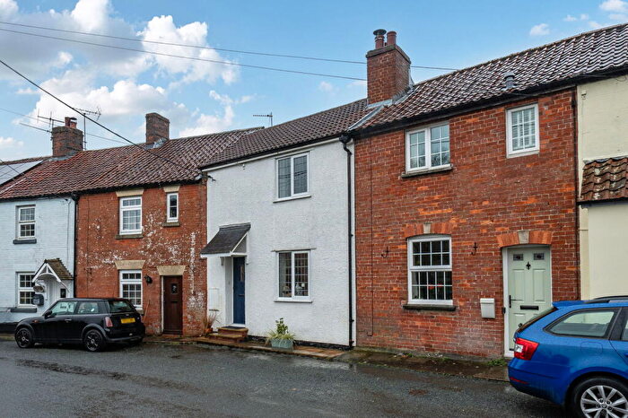 2 Bedroom Cottage For Sale In Upton Scudamore, Warminster, BA12