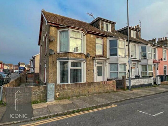 1 Bedroom Flat To Rent In Crown Road, Great Yarmouth, NR30