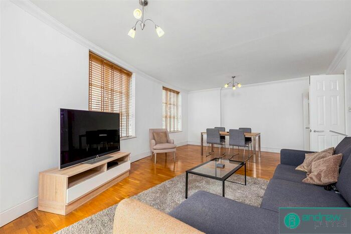 2 Bedroom Flat To Rent In Worple Road, London, SW19