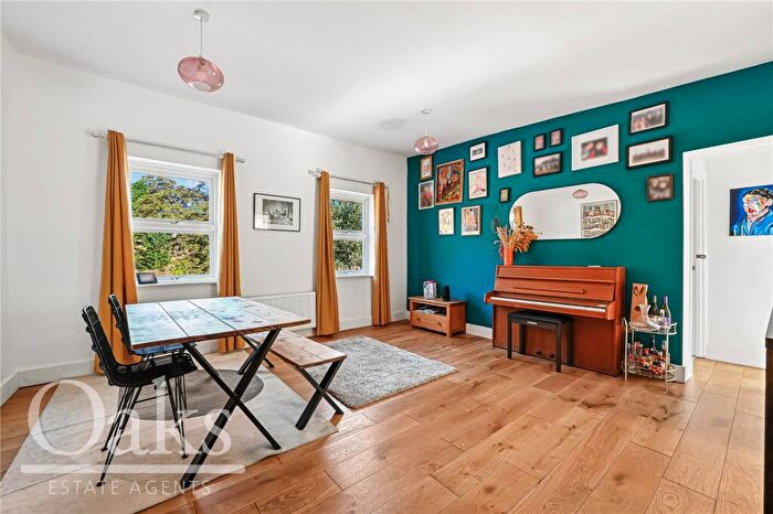 2 Bedroom Apartment For Sale In Norwood Road, Herne Hill, SE24