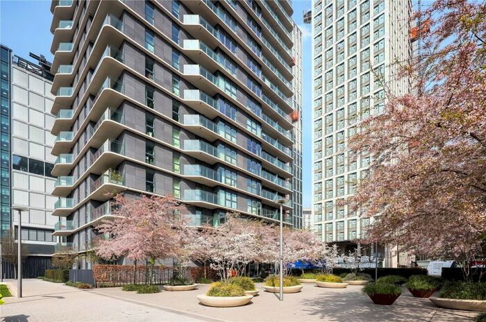 1 Bedroom Flat To Rent In Cassia Point, Glasshouse Gardens, London, E20