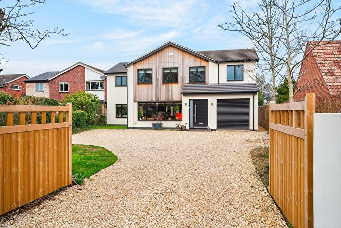 5 Bedroom Detached House For Sale In Faringdon Road, Southmoor, OX13