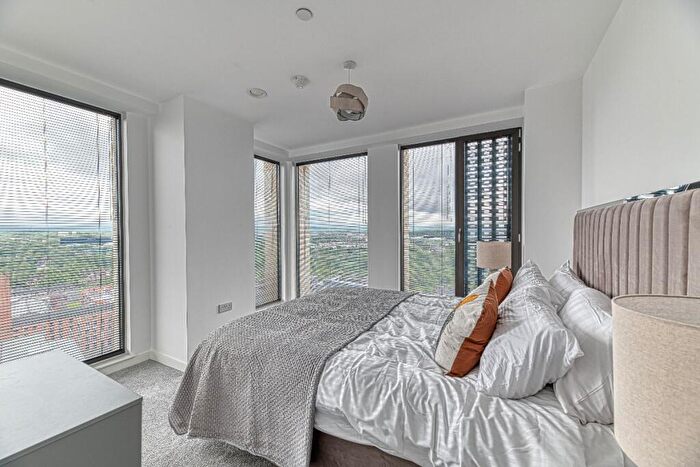 2 Bedroom Apartment To Rent In Victoria House, Great Ancoats Street, Manchester, M4