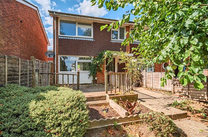 3 Bedroom Semi Detached House For Sale In Macdonald Road, Farnham, Surrey, GU9