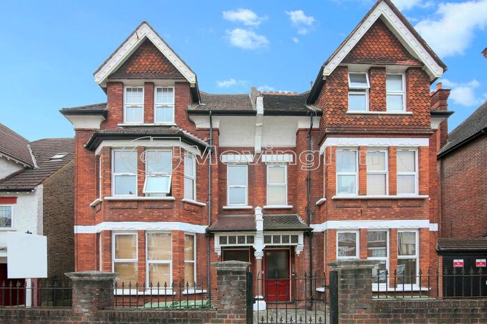 1 Bedroom Flat To Rent In Gleneldon Road, Streatham, SW16