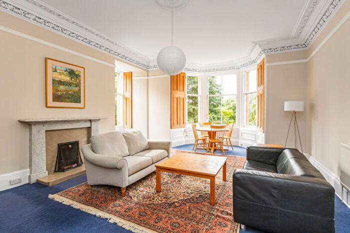 5 Bedroom Flat To Rent In Lonsdale Terrace, Meadows, Edinburgh, EH3