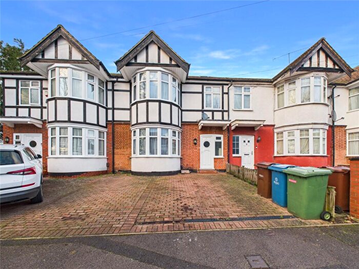 6 Bedroom Terraced House To Rent In Alicia Ave, Kenton, Middx, HA3