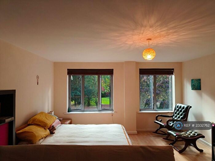 1 Bedroom Flat To Rent In Broadwalk, Birmingham, B1
