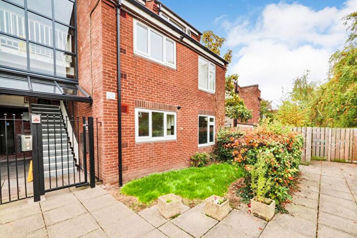 3 Bedroom Flat For Sale In North Sherwood Street, Nottingham, NG1