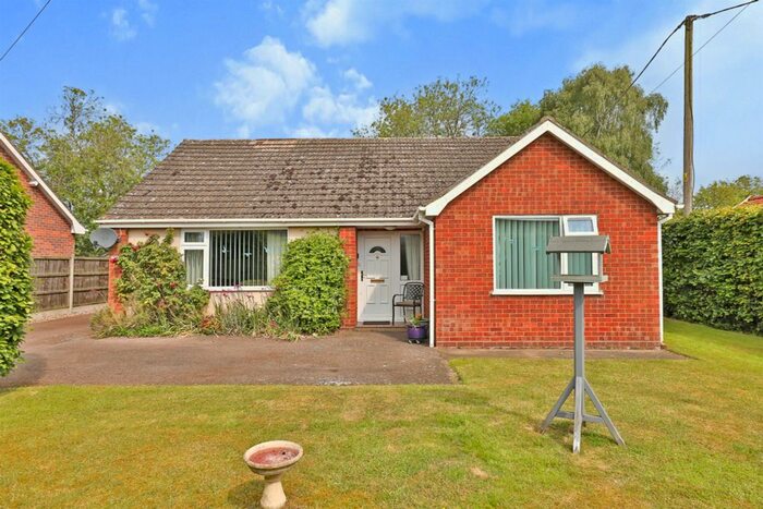 3 Bedroom Detached Bungalow For Sale In Queen Street, Spooner Row, Wymondham, NR18