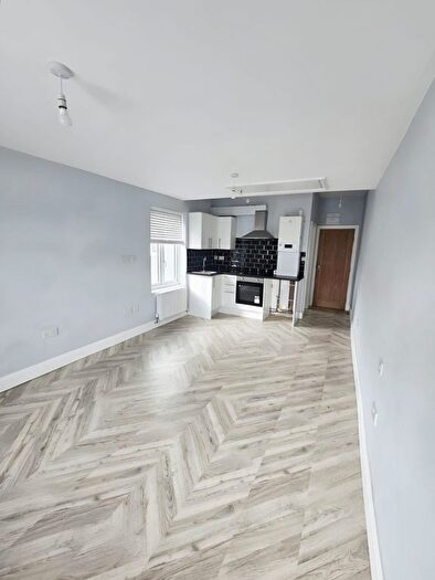 1 Bedroom Terraced House To Rent In Longbridge Road, Barking, IG11