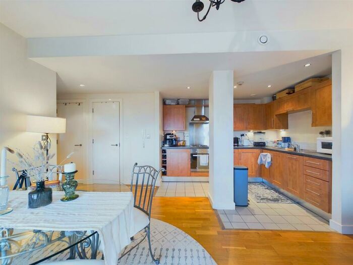 2 Bedroom Apartment To Rent In Beaumont Building, Mirabel Street, Manchester, M3