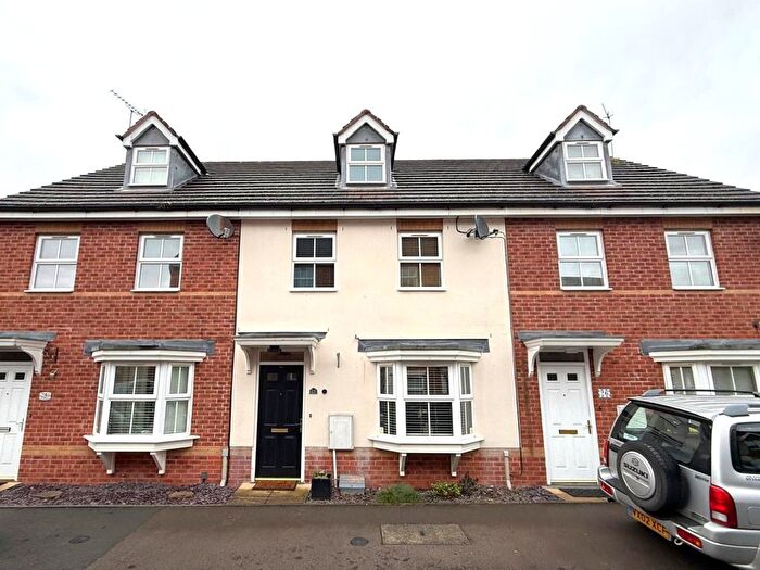 3 Bedroom Terraced House For Sale In Tutors Way, Kidderminster, DY10