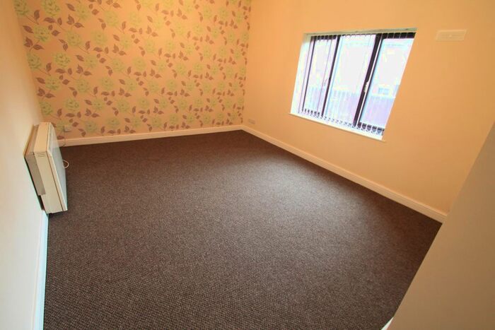 1 Bedroom Flat To Rent In Nightingale Court, Waldeck Road, Luton, LU3