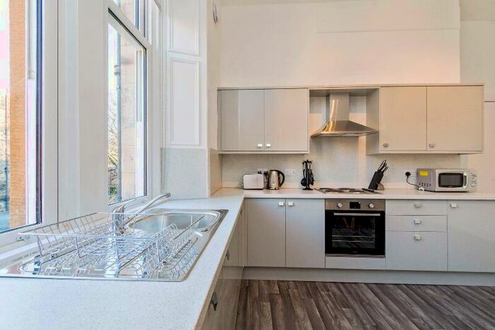 5 Bedroom Flat To Rent In Maxwell Street, Morningside, Edinburgh, EH10