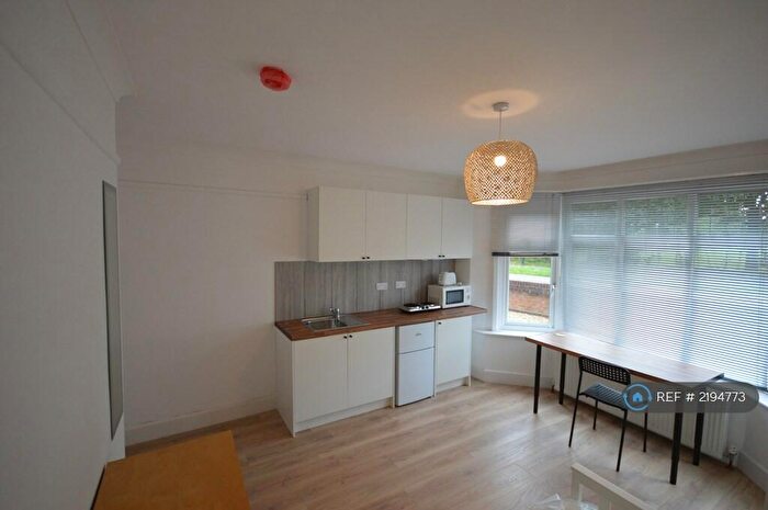 Studio To Rent In Alton Road, Bournemouth, BH10