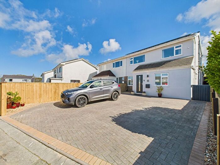 3 Bedroom Semi-Detached House For Sale In St. Brides View, Roch, SA62