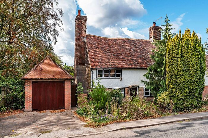 2 Bedroom Semi-Detached House For Sale In Brenchley Road, Matfield, TN12