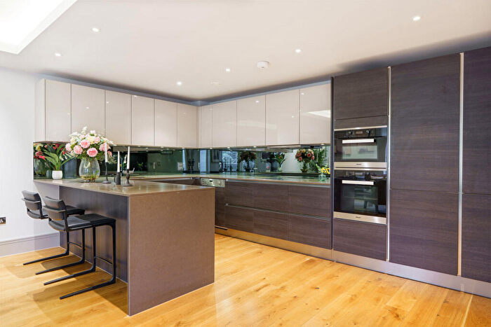 3 Bedroom Apartment For Sale In Cecil Grove, St John's Wood, NW8