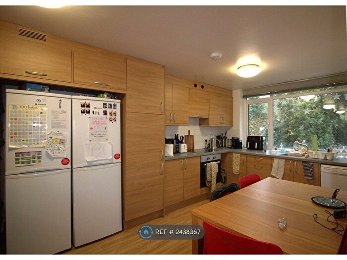 8 Bedroom Terraced House To Rent In Sparkford Close, Winchester, SO22