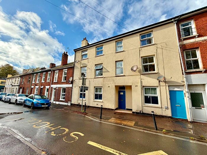 2 Bedroom Flat To Rent In Flat, / Clifton Road, EX1