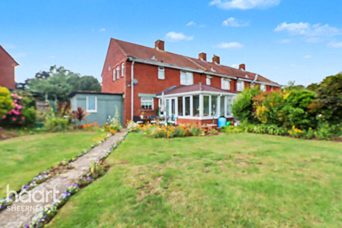 3 Bedroom End Of Terrace House For Sale In Swanstree Avenue, Sittingbourne, ME10