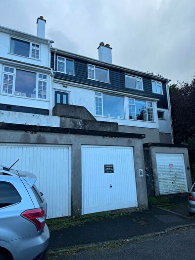 3 Bedroom Terraced House To Rent In Bowjey Terrace, Newlyn, TR18