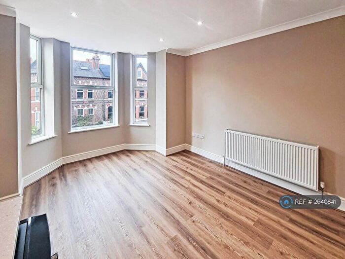 1 Bedroom Flat To Rent In Alexandra Road, Prenton, CH43