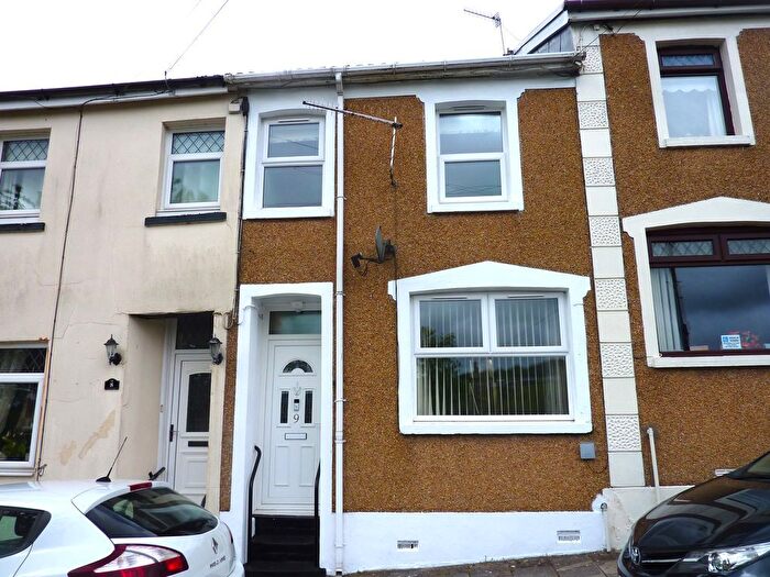 3 Bedroom Terraced House To Rent In Sunnyview, Argoed, Blackwood, NP12