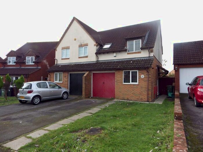 3 Bedroom Semi-Detached House To Rent In Oaktree Crescent, Bradley Stoke, Bristol BS32