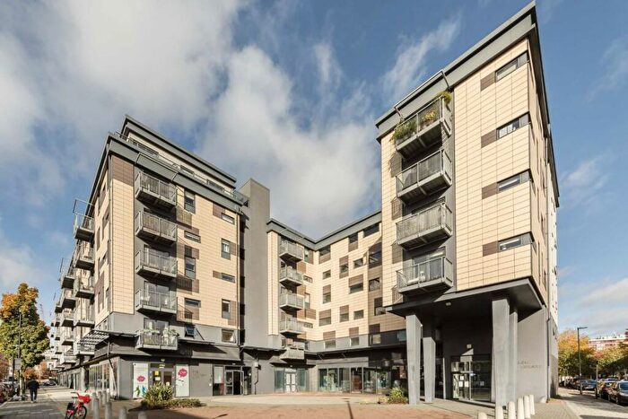 1 Bedroom Flat To Rent In Copenhagen Street, Islington, N1