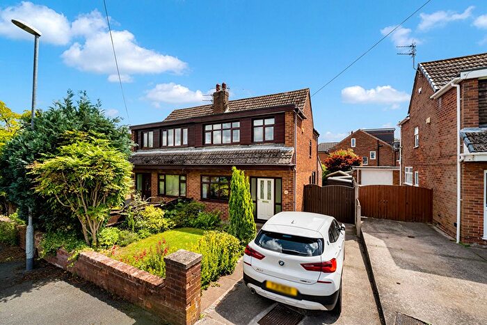 3 Bedroom Semi-Detached House For Sale In Woodfield Crescent, Ashton-In-Makerfield, WN4
