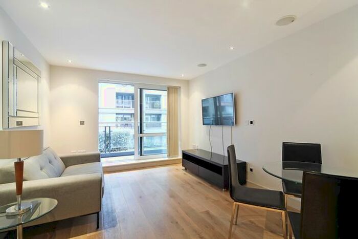 1 Bedroom Flat To Rent In Park Street, London, SW6