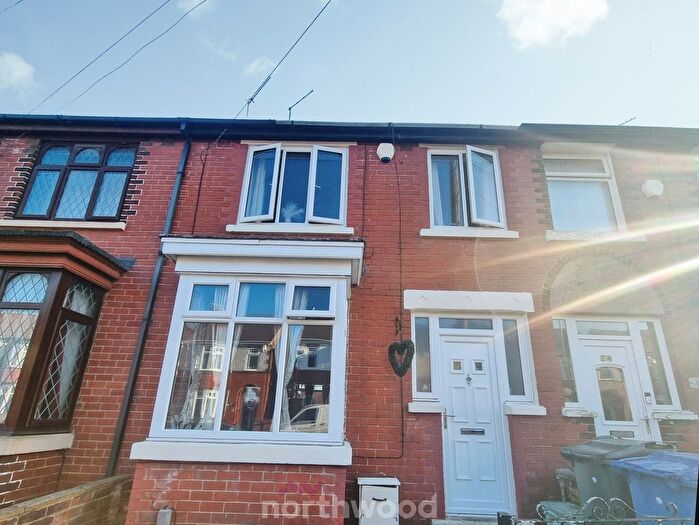 3 Bedroom Terraced House For Sale In Green Street, Balby, Doncaster, DN4