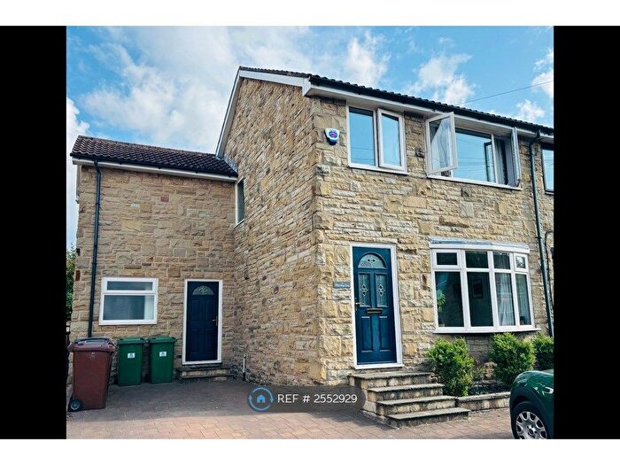 4 Bedroom Semi-Detached House To Rent In Calverley, Leeds, LS28
