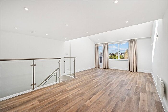 1 Bedroom Flat To Rent In Pont Street, London, SW1X