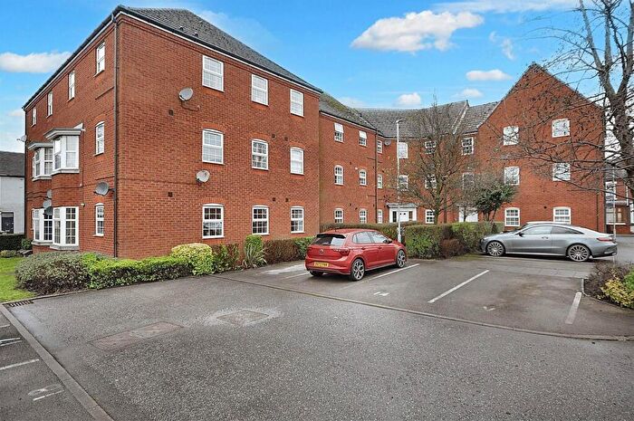 2 Bedroom Apartment For Sale In Fenton Hall Close, Stoke-On-Trent, ST4