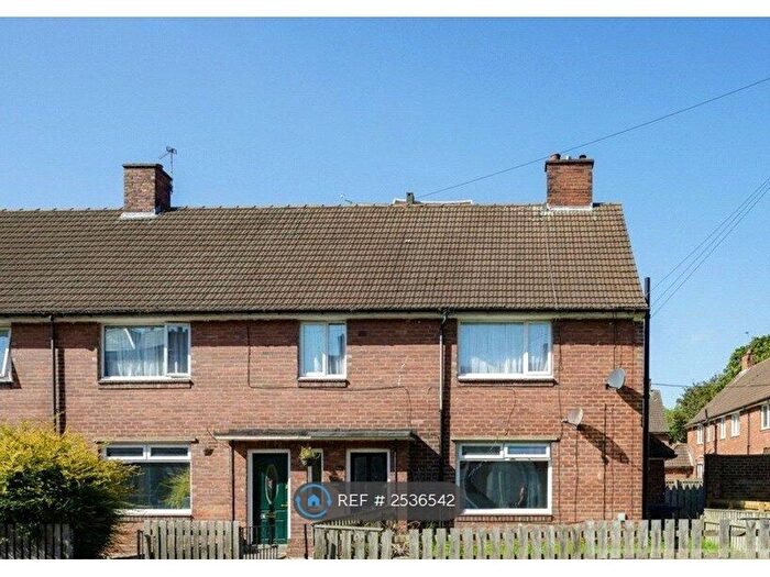 3 Bedroom Flat To Rent In Coppice Way, Newcastle Upon Tyne, NE2