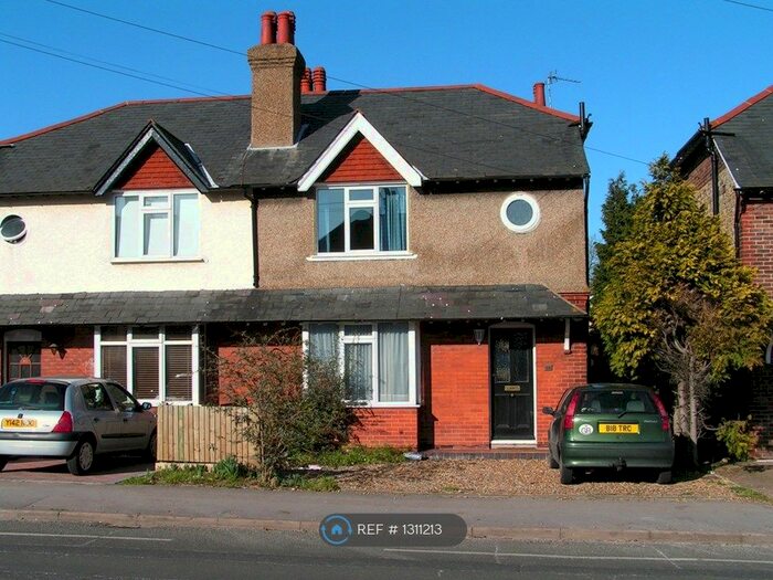 4 Bedroom Semi-Detached House To Rent In Aldershot Road, Guildford GU2