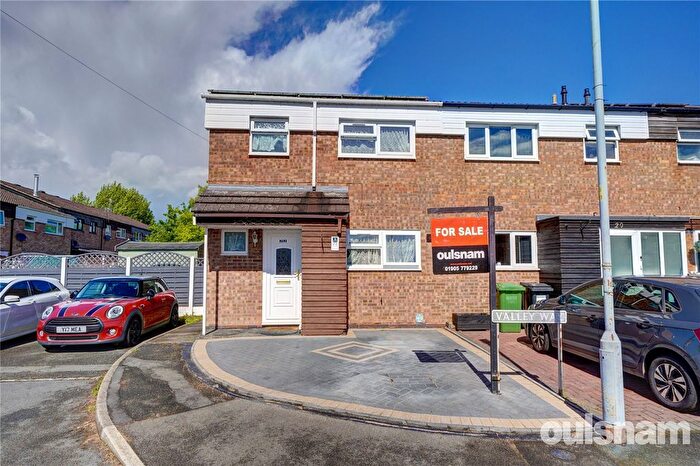 3 Bedroom End Of Terrace House For Sale In Valley Way, Droitwich, Worcestershire, WR9