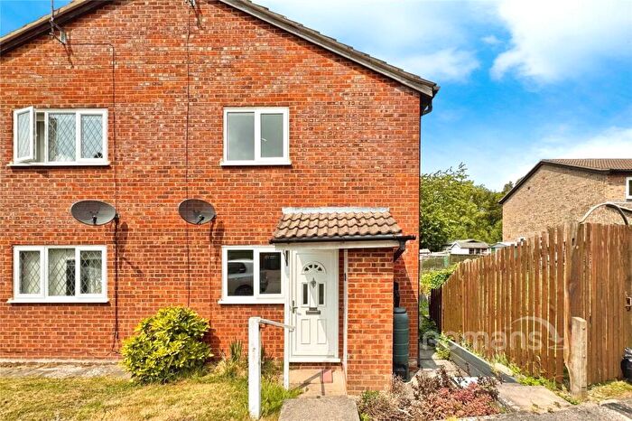 1 Bedroom House To Rent In Merton Close, Owlsmoor, Sandhurst, GU47