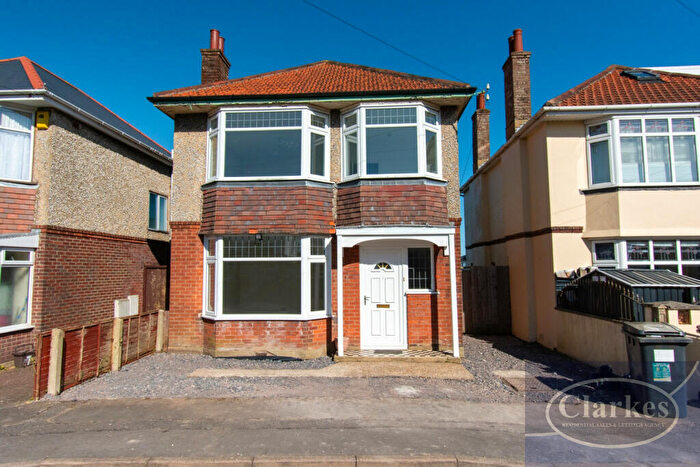 3 Bedroom Detached House To Rent In Lystra Road, Moordown, Bournemouth, Dorset, BH9